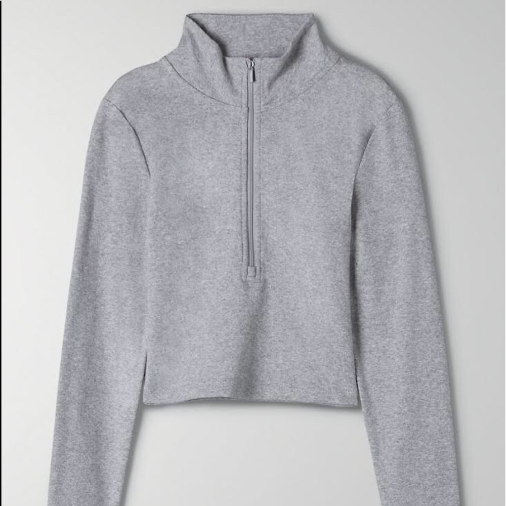 Aritzia Sunday Best Cropped Longsleeve